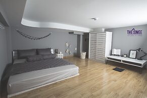 The Homee Cozy Modern Studio Apartment