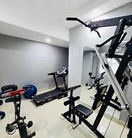 The Homee Cozy Modern Studio Apartment