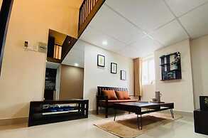 The Homee Cozy Modern Studio Apartment