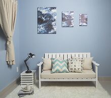 The Homee Cozy Modern Studio Apartment