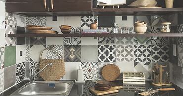 The Homee Cozy Modern Studio Apartment