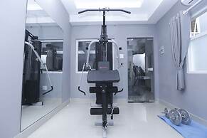 The Homee Cozy Modern Studio Apartment