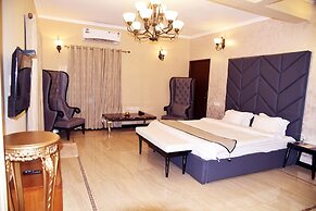 Emperor Resort & Spa