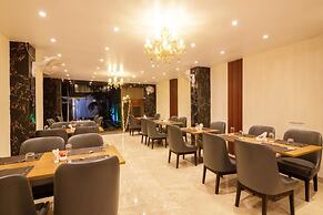 Emperor Resort & Spa