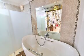 Emperor Resort & Spa