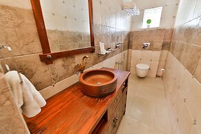 Emperor Resort & Spa