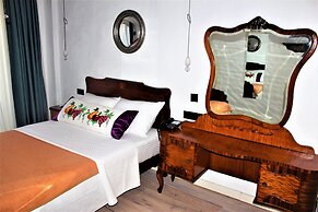 Foca 1887 Otel