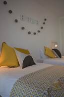 Modern & Bright by Homing