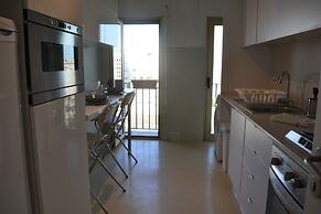 Modern & Bright by Homing