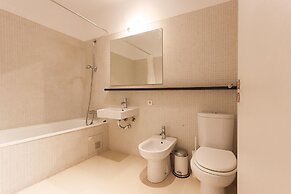 Modern & Bright by Homing