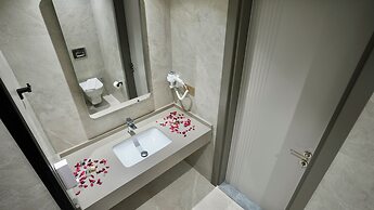 Ida Hotel