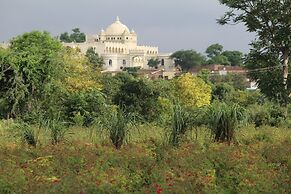 Gulaab Niwaas Palace