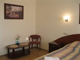 Petrovskaya Hotel
