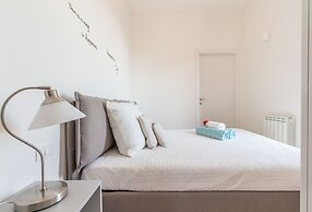 Alessia's Flat - Affori