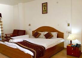 Hotel D'Zojila - Kargil