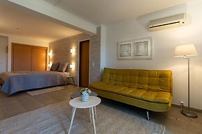 Villa Well by Villa Welwitshia Mirabilis