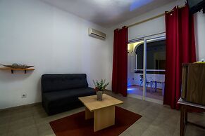 Villa Well by Villa Welwitshia Mirabilis