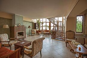Caravan Hotel