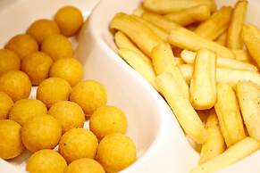 Metropolo Nanjiang Baijia Lake