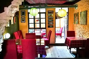 Cloudland International Youth Hostel