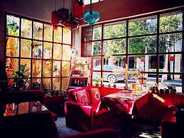 Cloudland International Youth Hostel