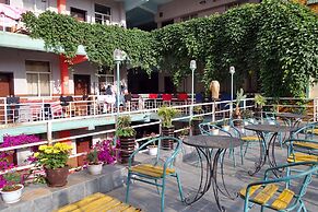 Cloudland International Youth Hostel