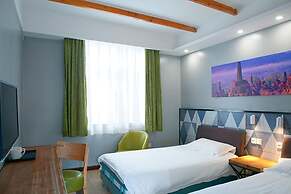 Cloudland International Youth Hostel