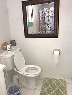 Maxwell Beach Apartment