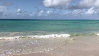 Maxwell Beach Apartment