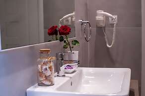 Lotus Hotel Apartments