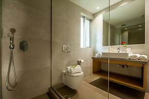 Lotus Hotel Apartments