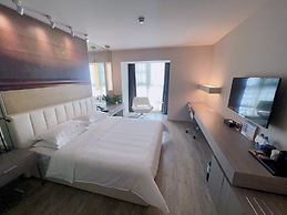 Metropolo Hangzhou Railway Station East