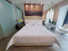 Metropolo Hangzhou Railway Station East