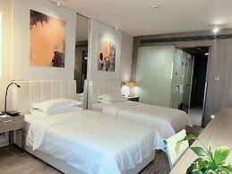 Metropolo Hangzhou Railway Station East