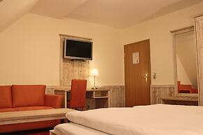 Central Hotel
