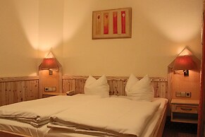Central Hotel