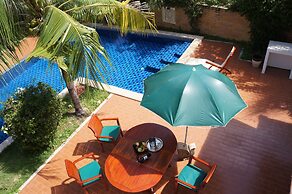 VIP Chain Resort Pool Villa