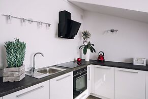 City Lights Apartments - Arianska