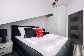 City Lights Apartments - Arianska