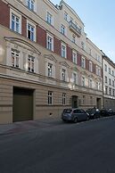 City Lights Apartments - Arianska