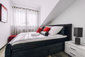 City Lights Apartments - Arianska