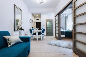 City Lights Apartments - Bosacka