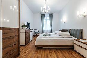 City Lights Apartments - Bosacka