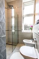 City Lights Apartments - Bosacka