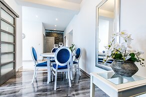 City Lights Apartments - Bosacka