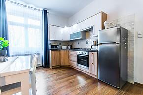 City Lights Apartments - Bosacka