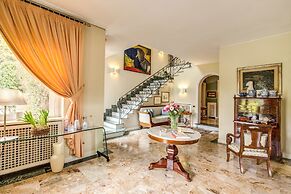 La Gaura Guest House