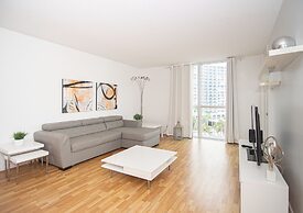 The Tides by Miami Te Espera