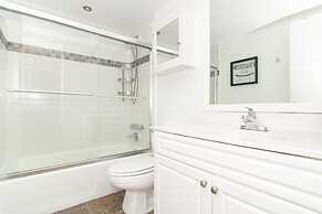 The Tides by Miami Te Espera