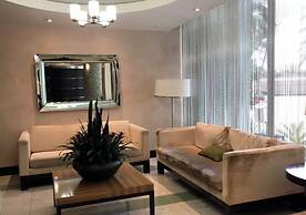 The Tides by Miami Te Espera